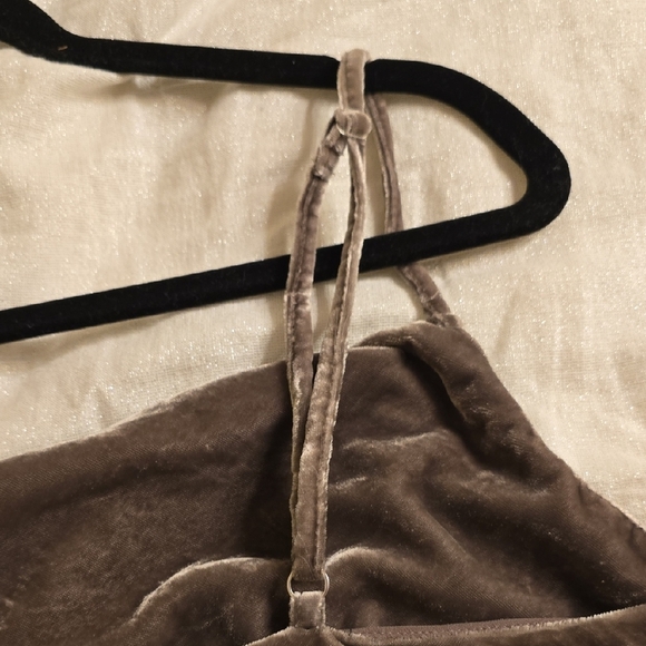 Banana Republic Gray Camisole Top with Thin Straps - Picture 8 of 13